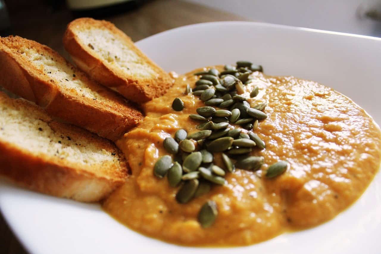 7 food myths dietitians wish people would stop believing